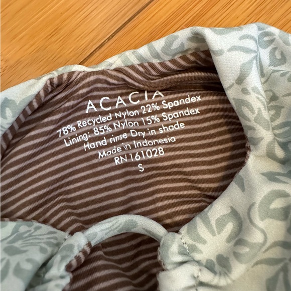 Acacia Bronx One Piece size small - Picture 3 of 4